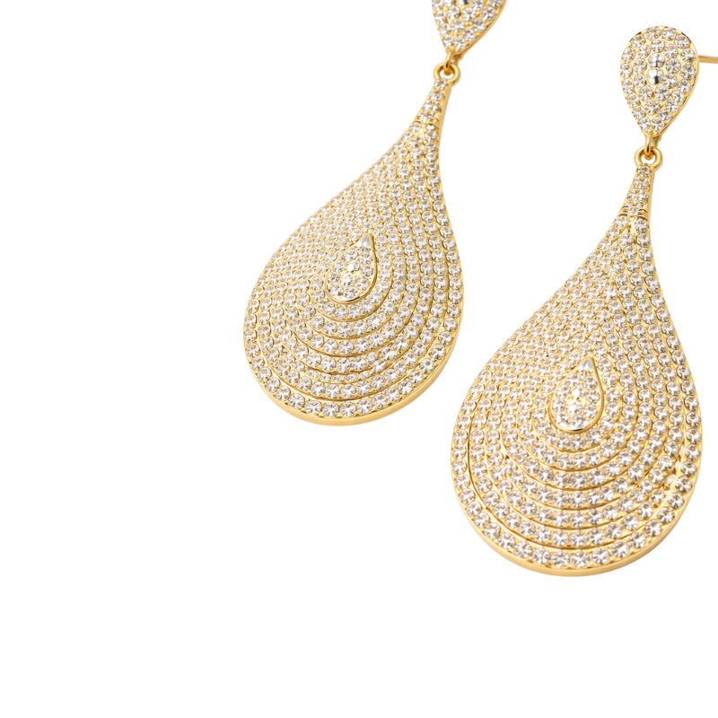 Éclat Boucles d’oreilles goutte – Gold Close Up .
